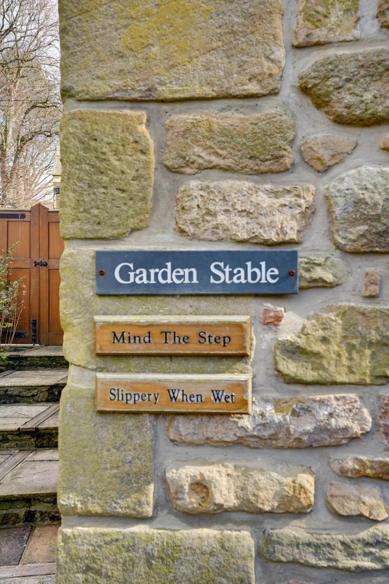 Garden Stable At Hallsteads: Luxury Stone Cottage, With Parking آلن موث المظهر الخارجي الصورة